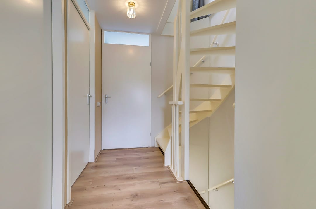 Well-Maintained Energy-Efficient Terraced House in Quiet Courtyard — 22