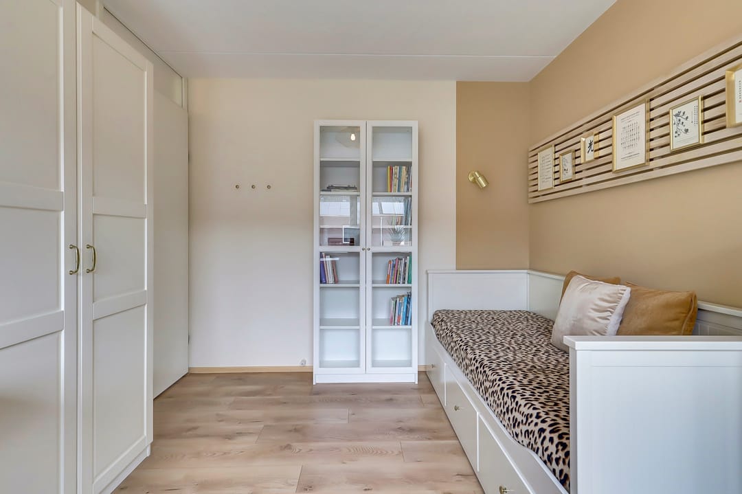 Well-Maintained Energy-Efficient Terraced House in Quiet Courtyard — 37