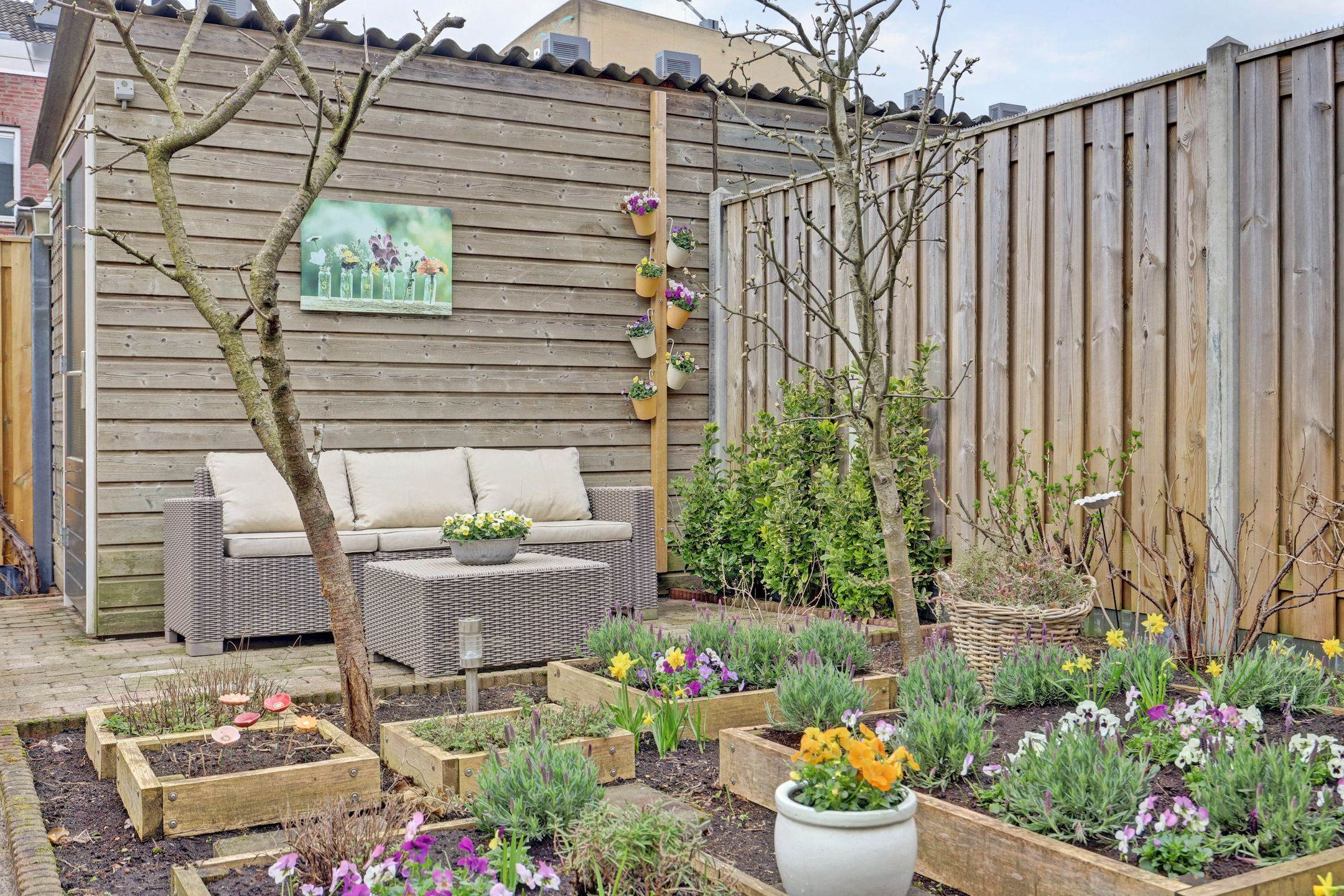 Well-Maintained Energy-Efficient Terraced House in Quiet Courtyard — 50
