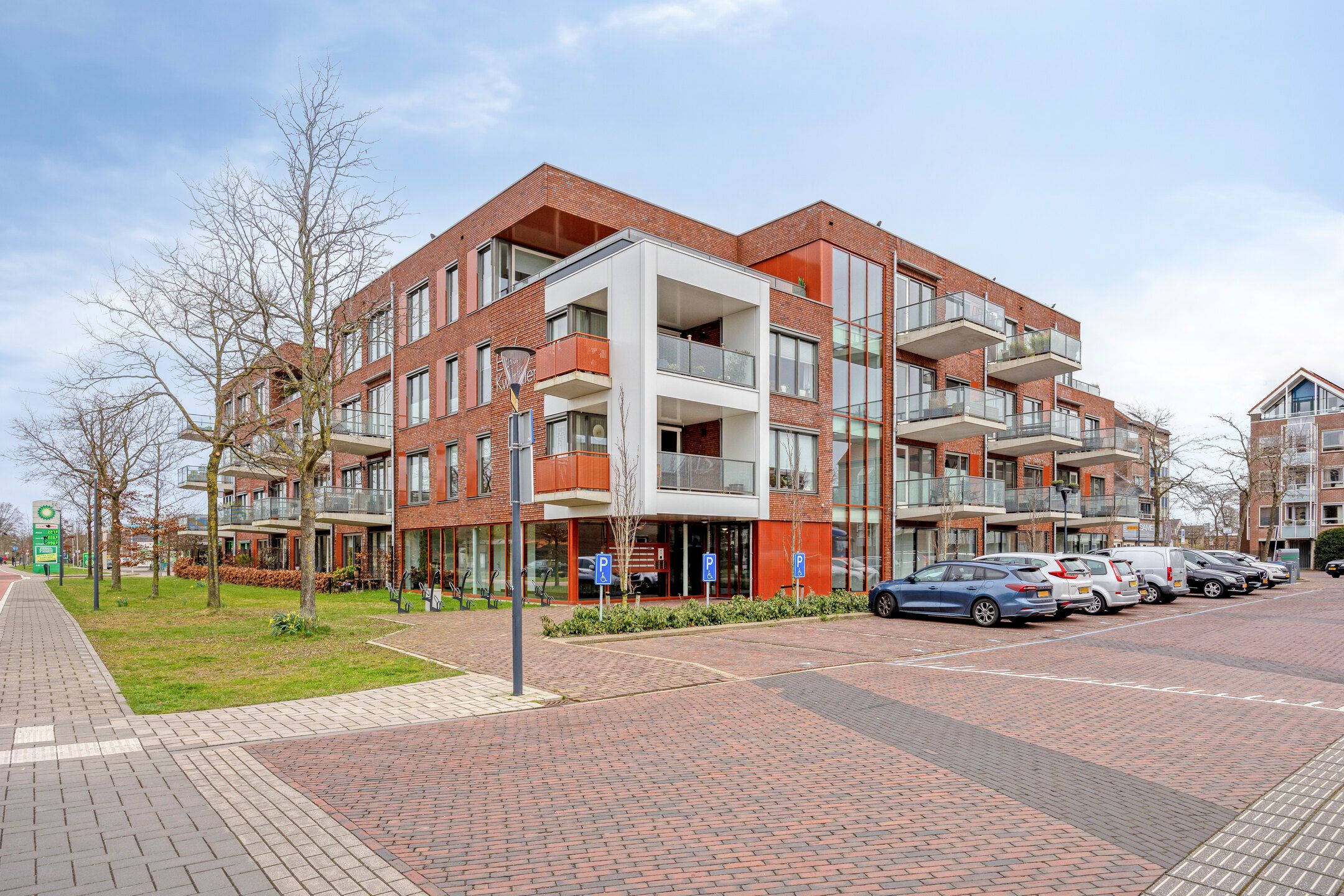 Buying a house in The Netherlands., Raadhuisplein 3-H