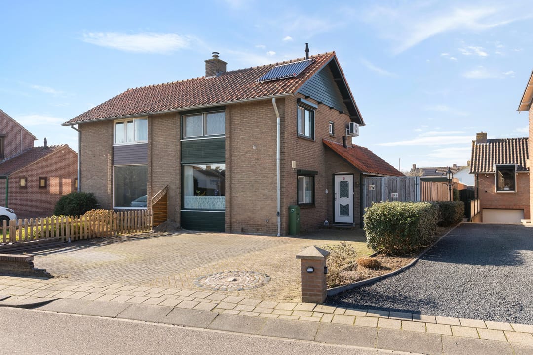 Photo 1 of Peeskesweg 17