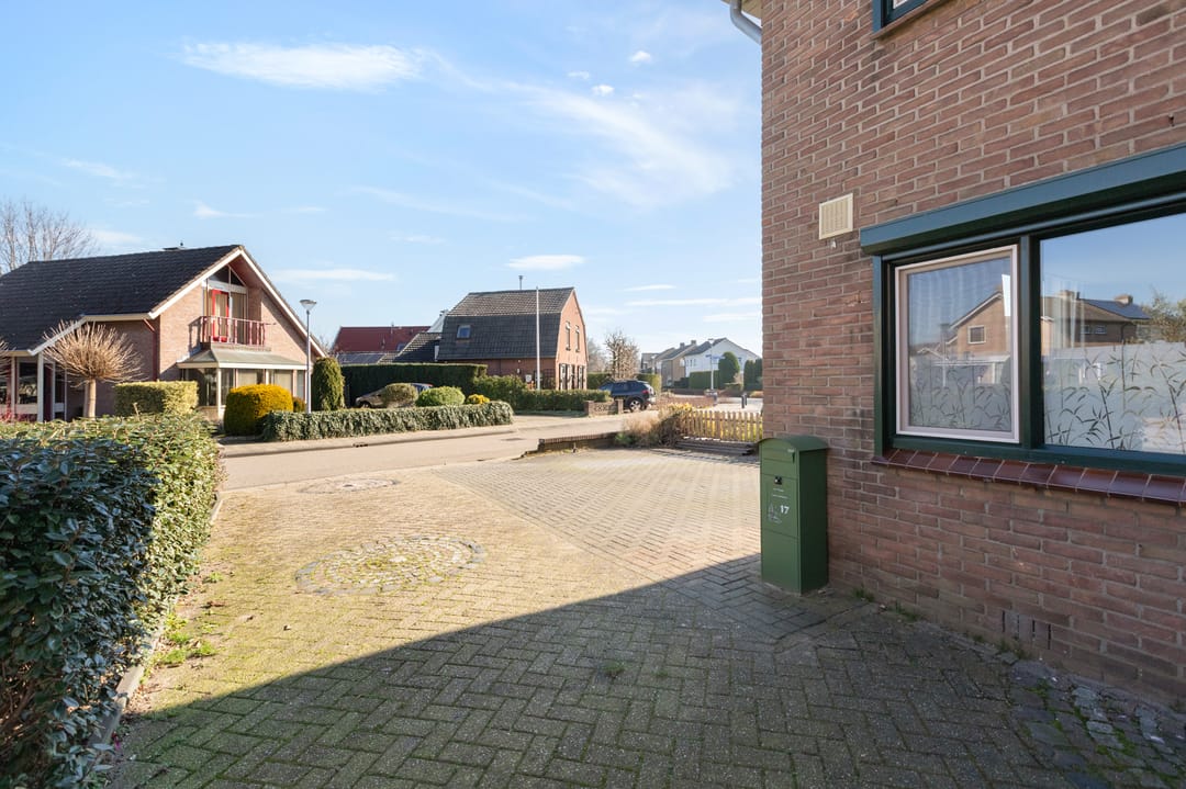 Photo 8 of Peeskesweg 17