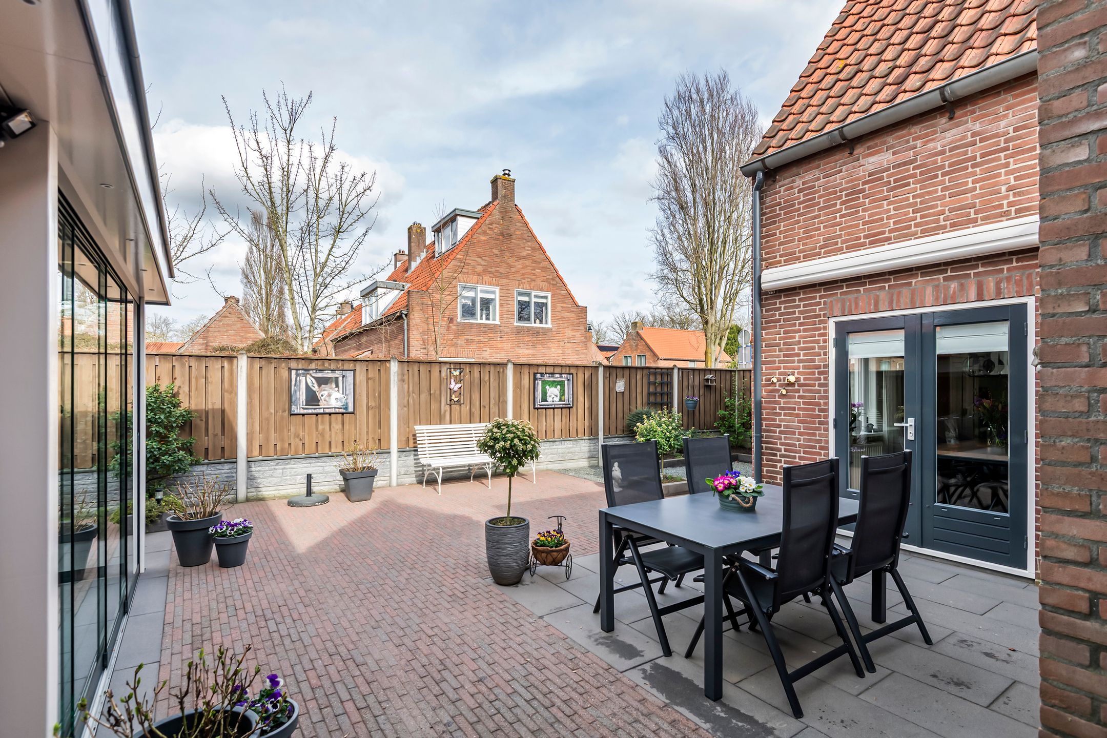 Foto 6 van Bernhardlaan 3