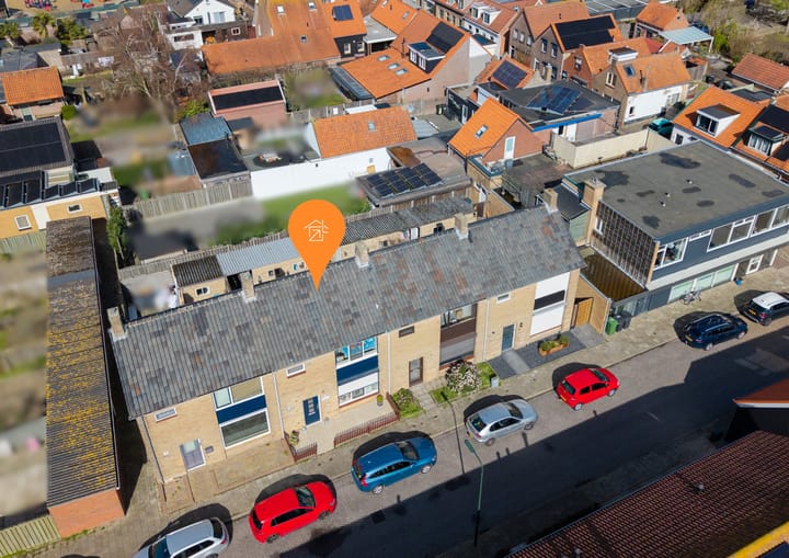Photo 2 of Raiffeisenstraat 8