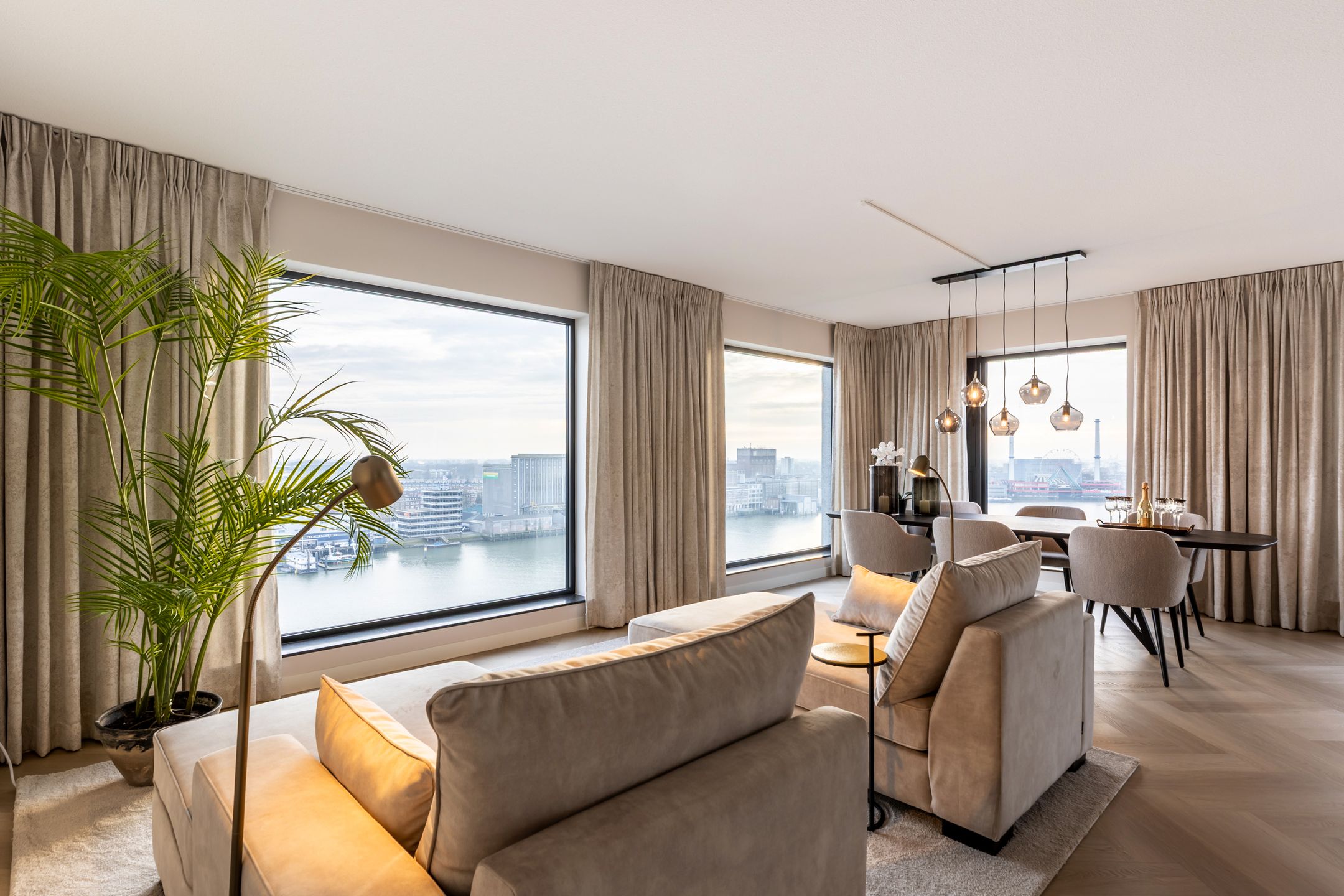 Foto 6 van Maashaven N.z. 711