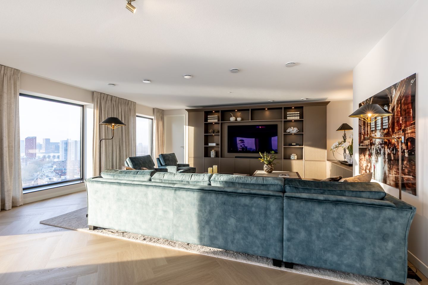 Foto 14 van Maashaven N.z. 711