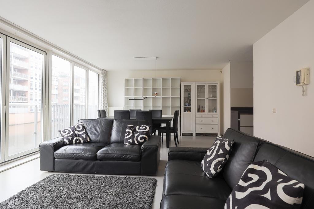 Photo 4 of Valkenburgerstraat 194-S