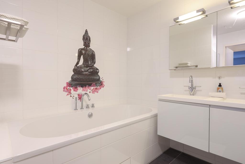 Photo 20 of Valkenburgerstraat 194-S