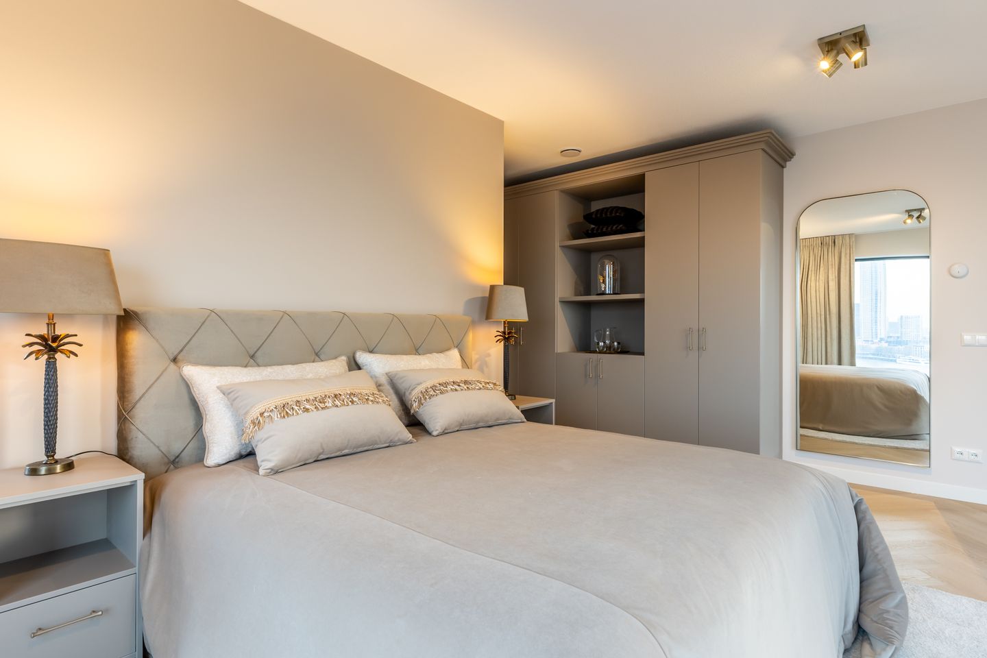 Foto 34 van Maashaven N.z. 711