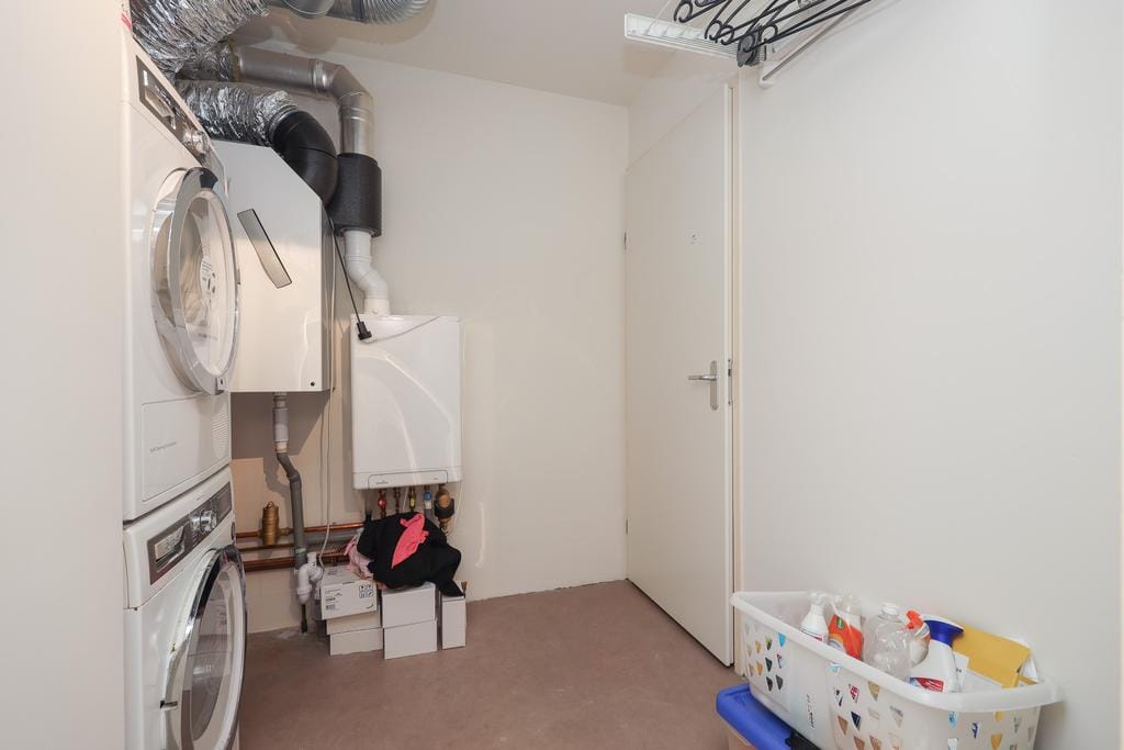 Photo 23 of Valkenburgerstraat 194-S