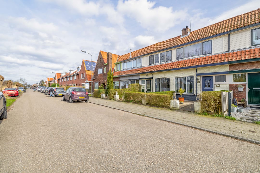 Foto 2 van Parallelweg 151