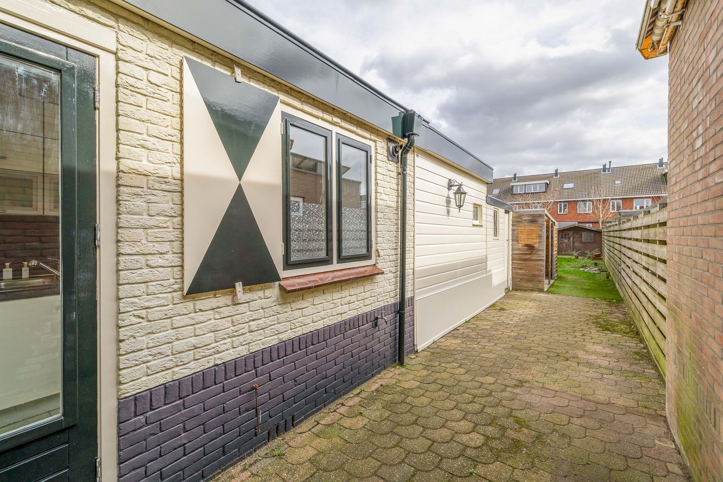 Foto 19 van Parallelweg 151