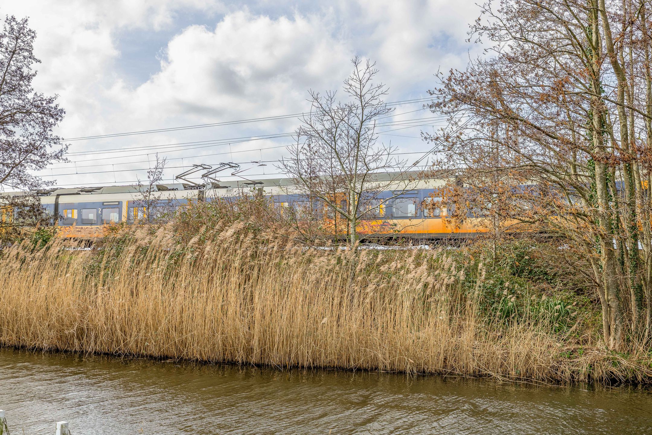 Foto 36 van Parallelweg 151