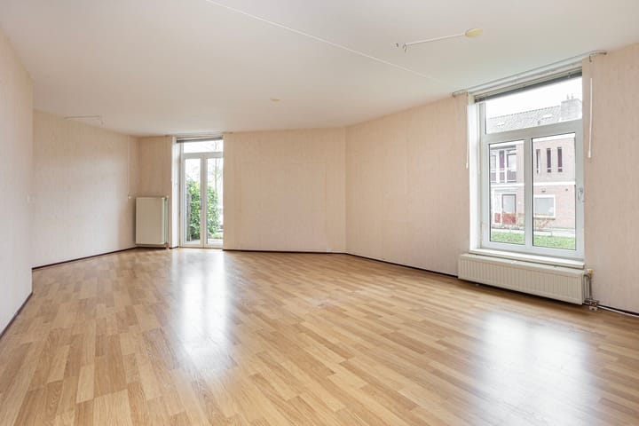 Foto 5 van Kasteelplein 16