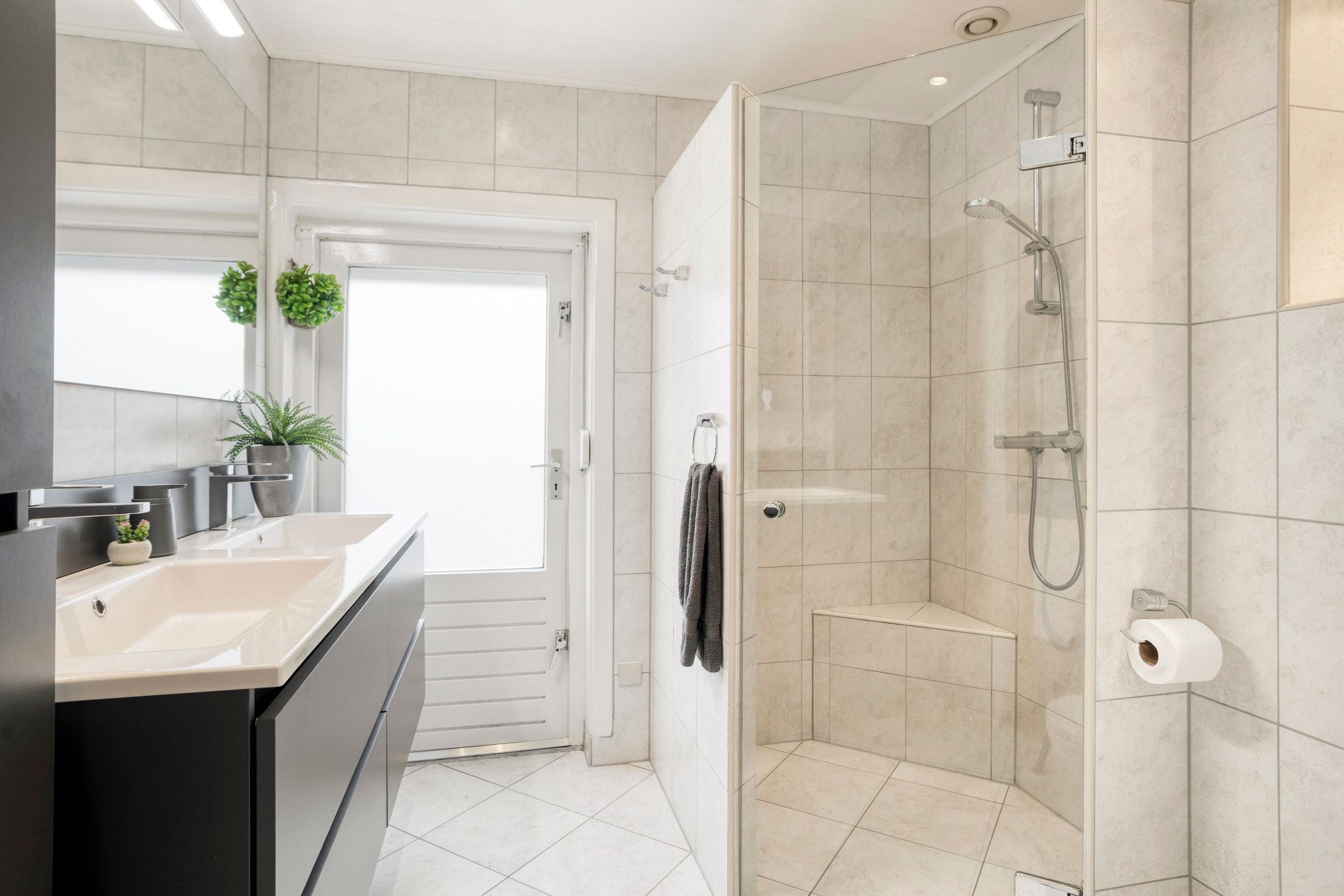 Photo 33 of Geerdinksweg 111