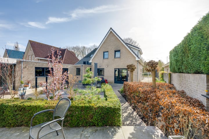 Photo 2 of Achter 't Hof 38