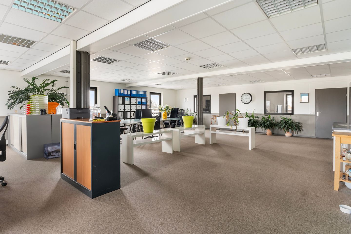 Bekijk foto 2 van Overschieseweg 10I