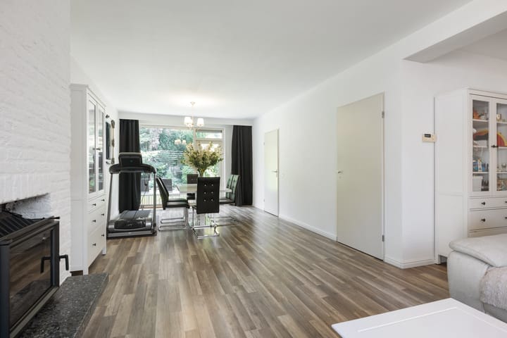 Photo 4 of Professor Oudstraat 2