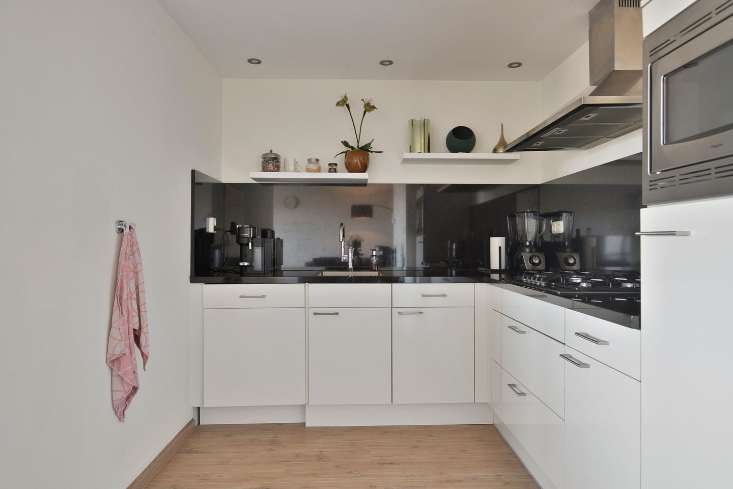 Photo 20 of De Roerdomp 63