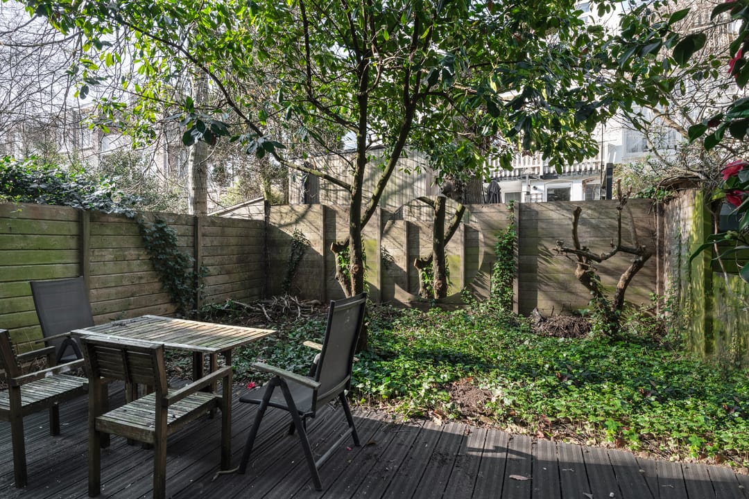 Photo 28 of Van Beverningkstraat 133