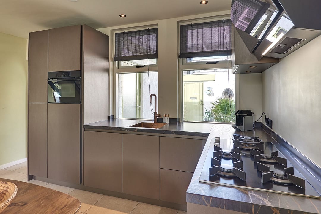 Foto 13 van Molenstraat 6