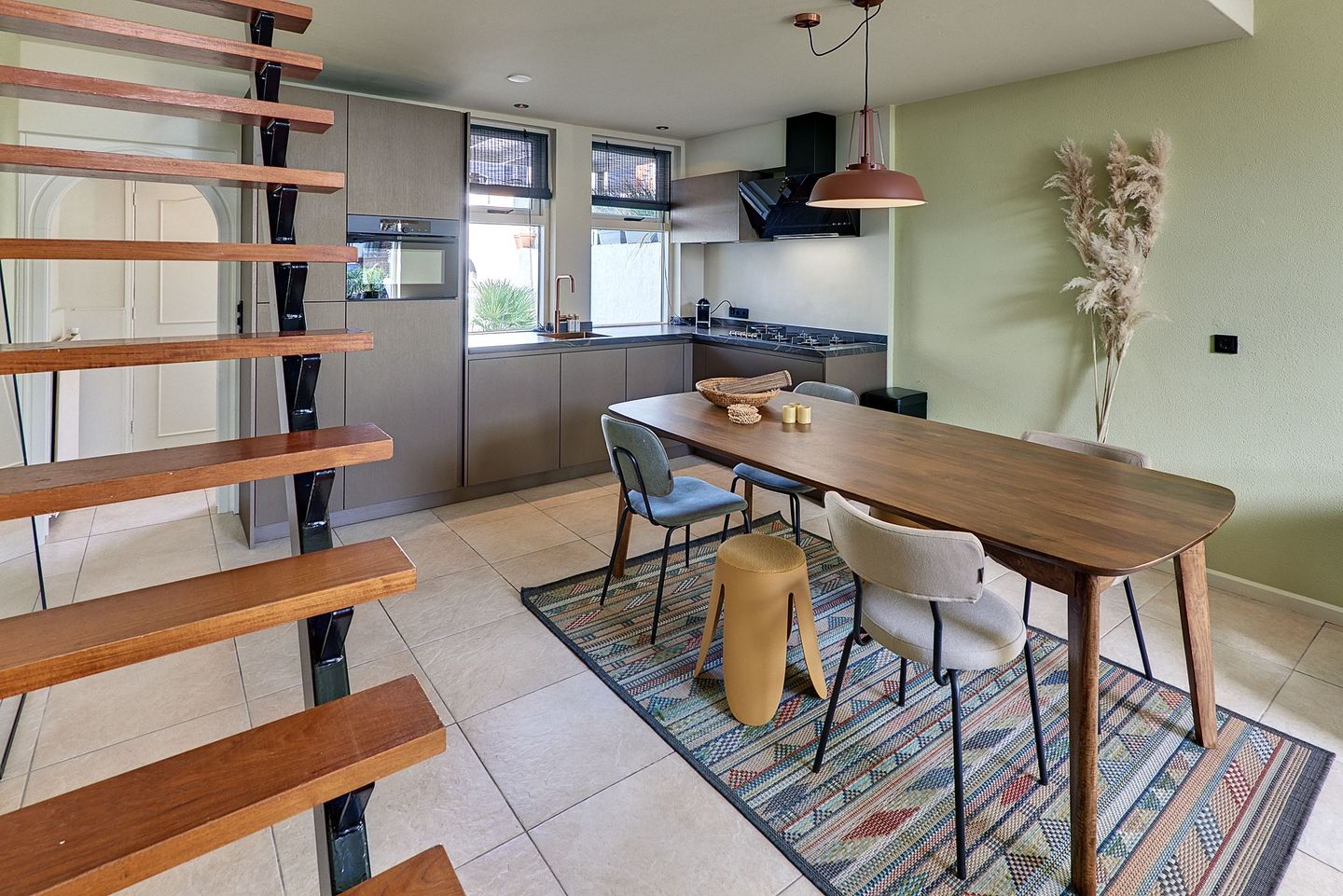 Foto 20 van Molenstraat 6