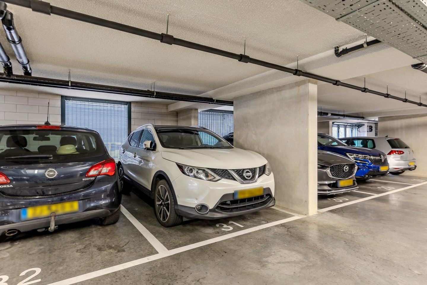 Photo 35 of De Burcht 44