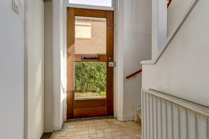 Photo 3 of Domakkerstraat 15