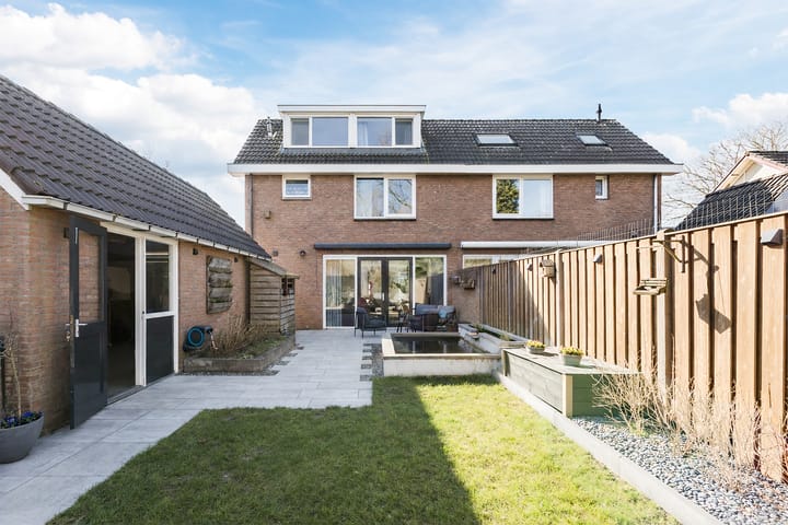 Photo 2 of Binnenhof 4