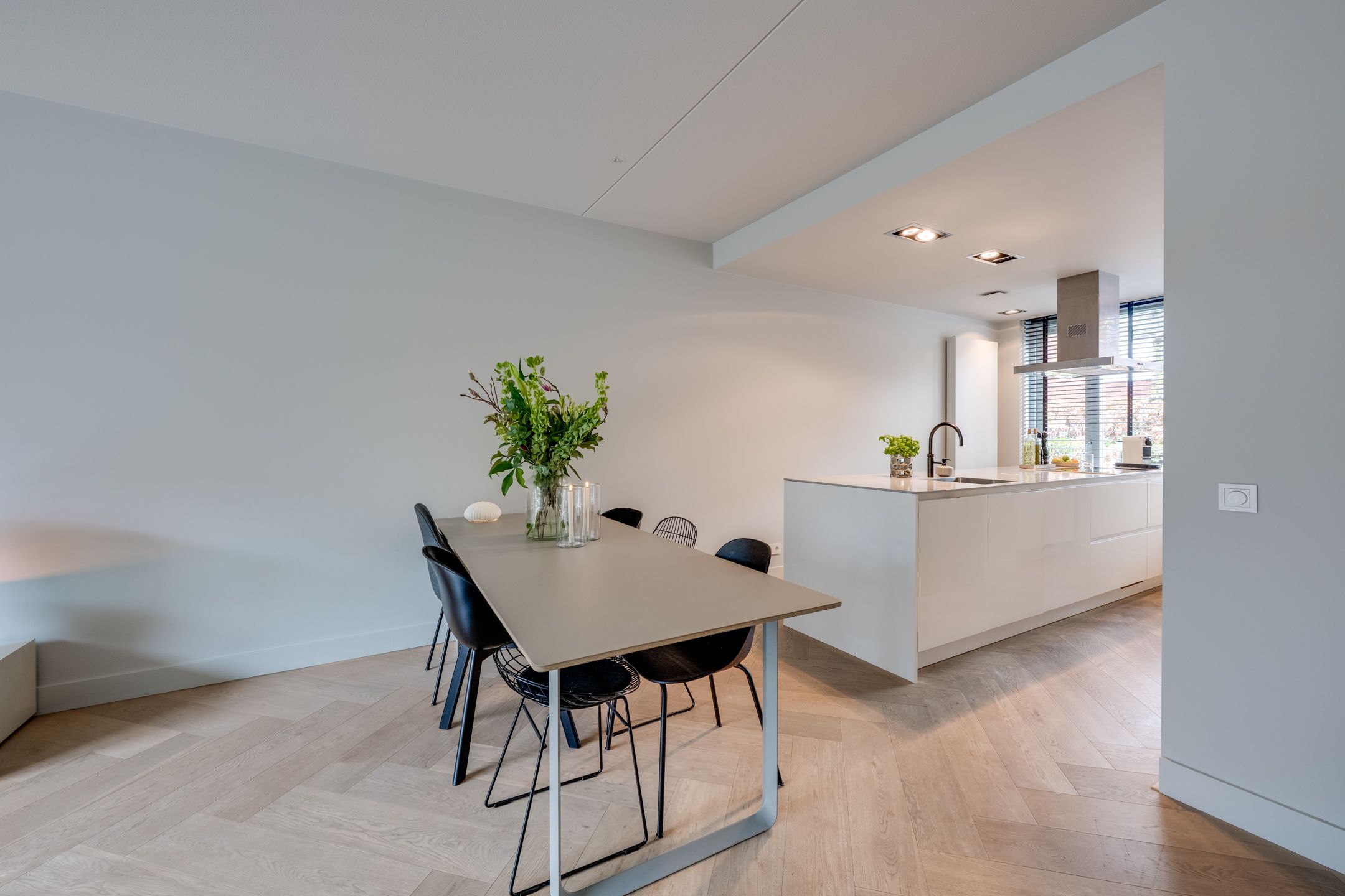 Photo 12 of Kurt Schwittersstraat 19