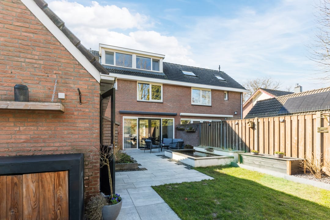 Photo 52 of Binnenhof 4