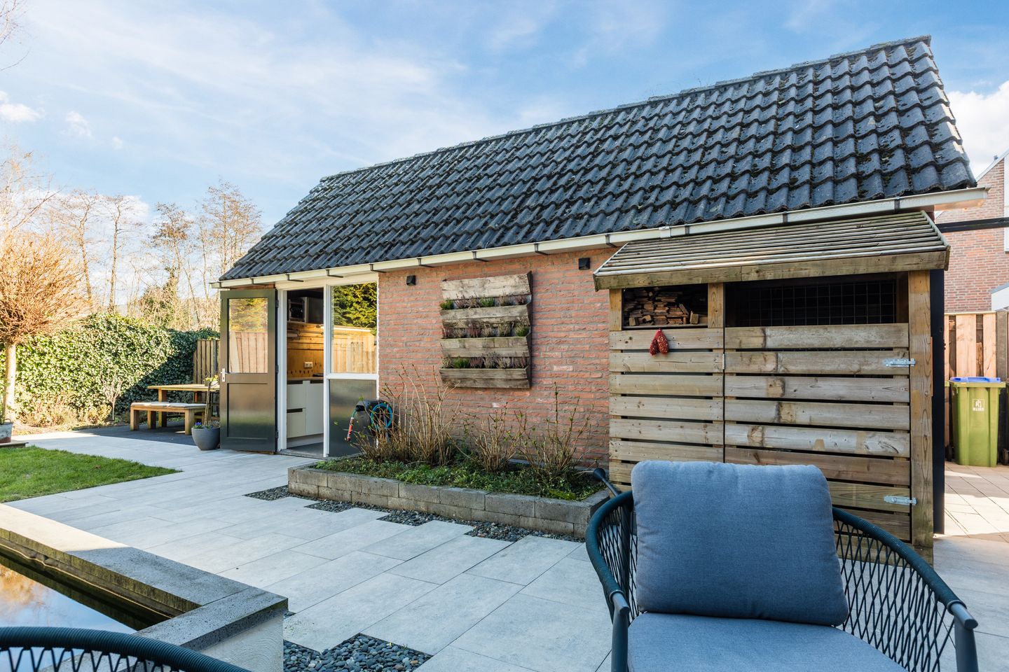 Photo 50 of Binnenhof 4