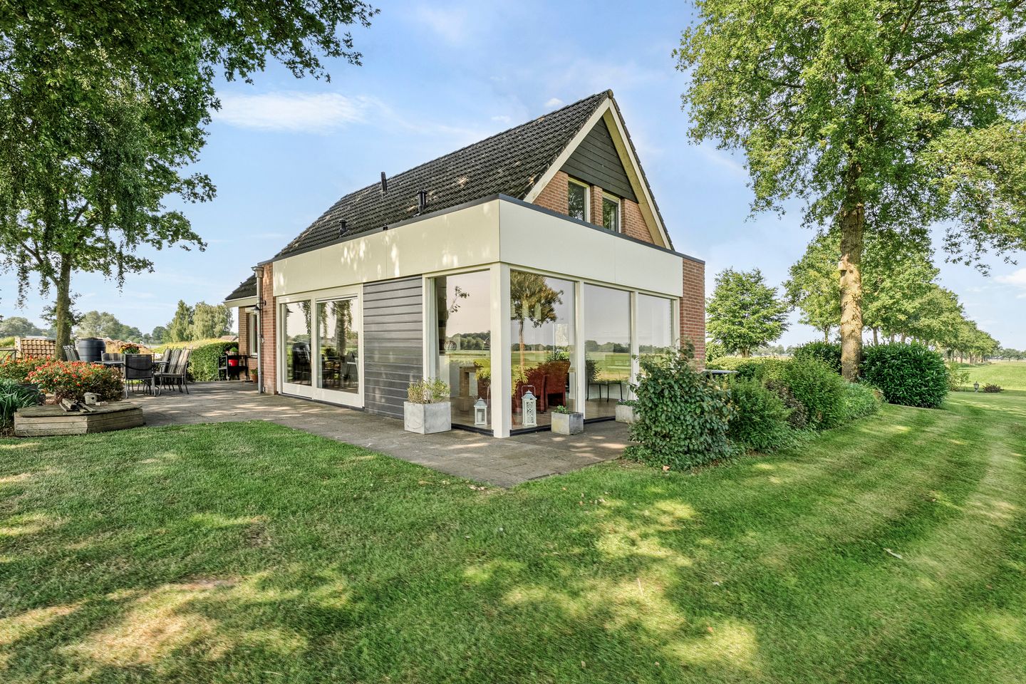 Photo 4 of Reuveldsweg 5-A