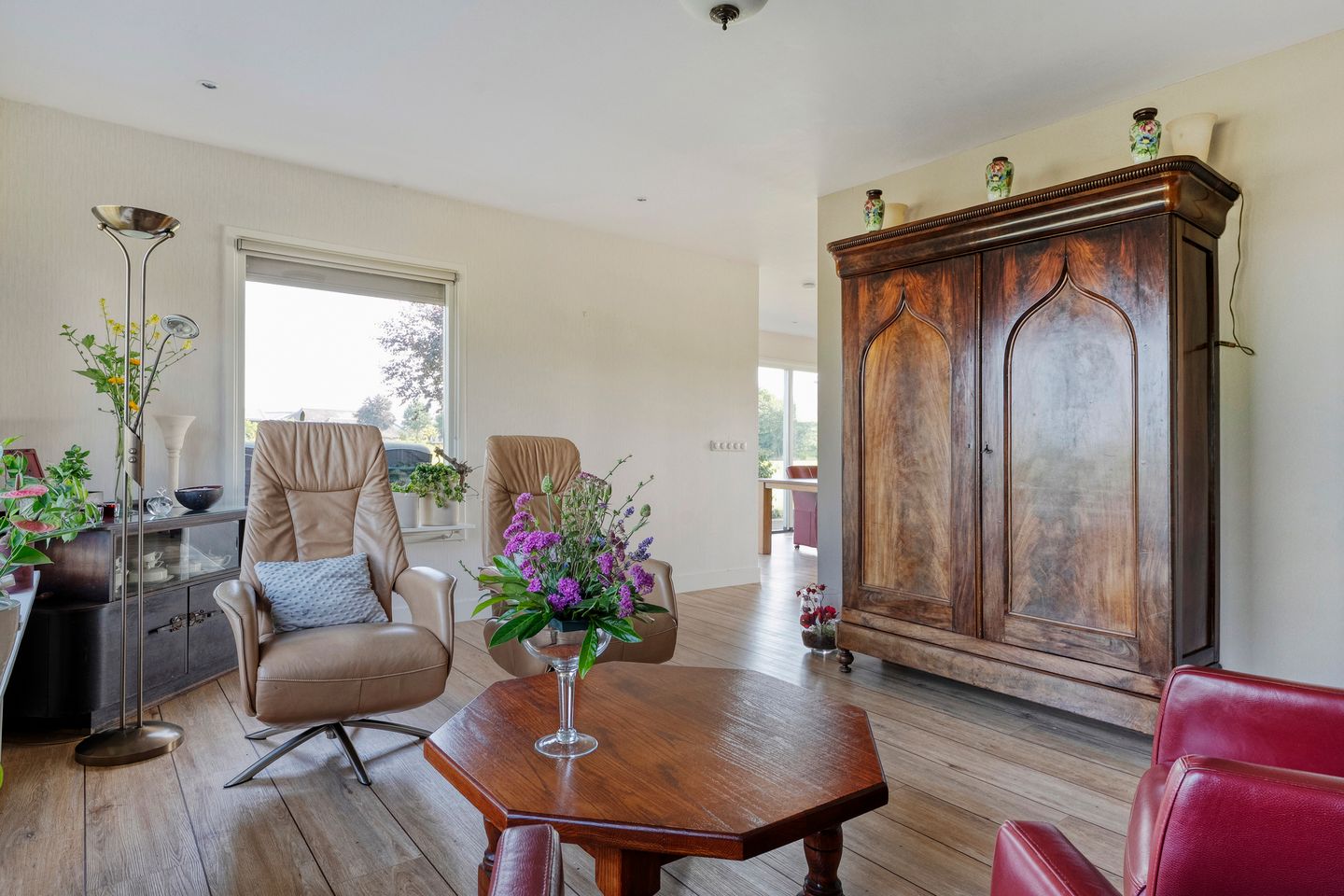 Photo 19 of Reuveldsweg 5-A