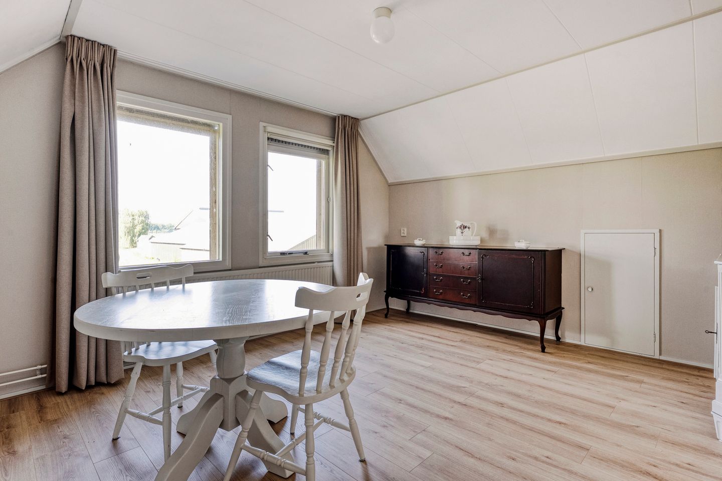 Photo 29 of Reuveldsweg 5-A