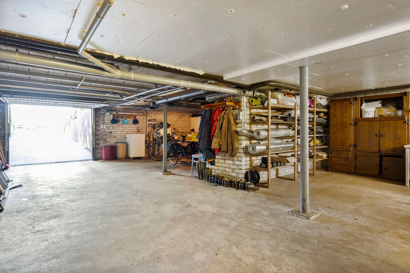 Photo 34 of Reuveldsweg 5-A