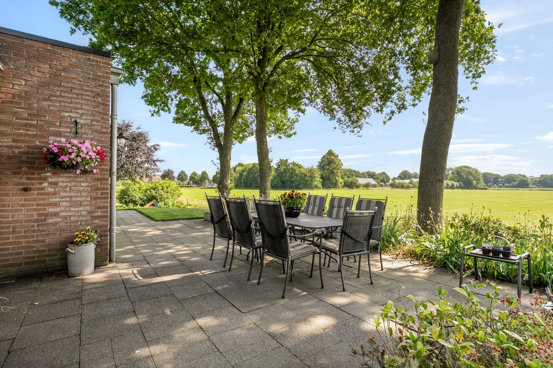 Photo 37 of Reuveldsweg 5-A