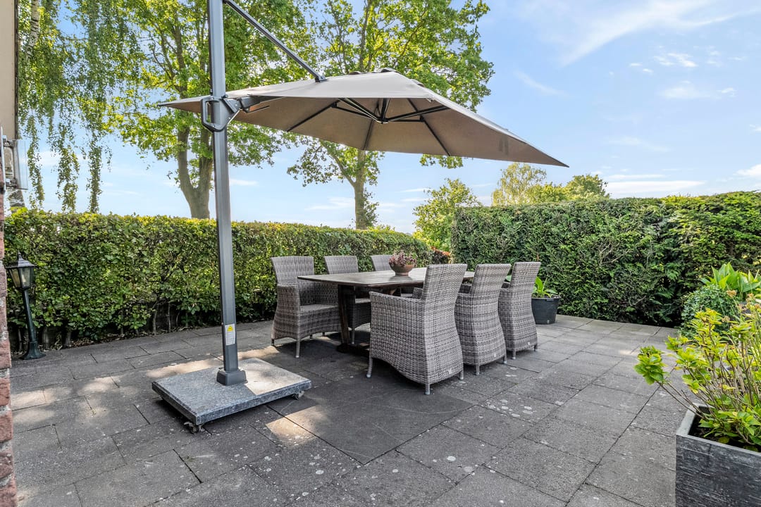 Photo 41 of Reuveldsweg 5-A