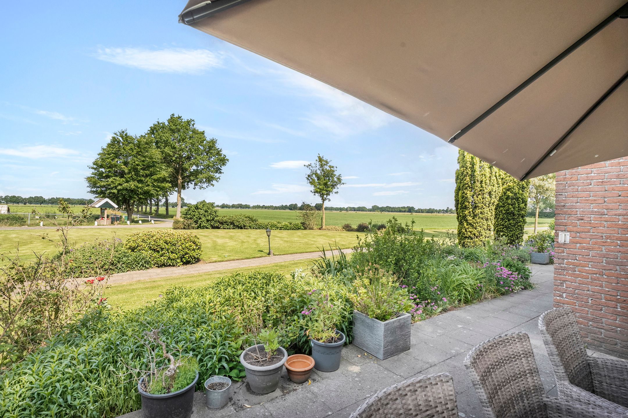 Photo 42 of Reuveldsweg 5-A