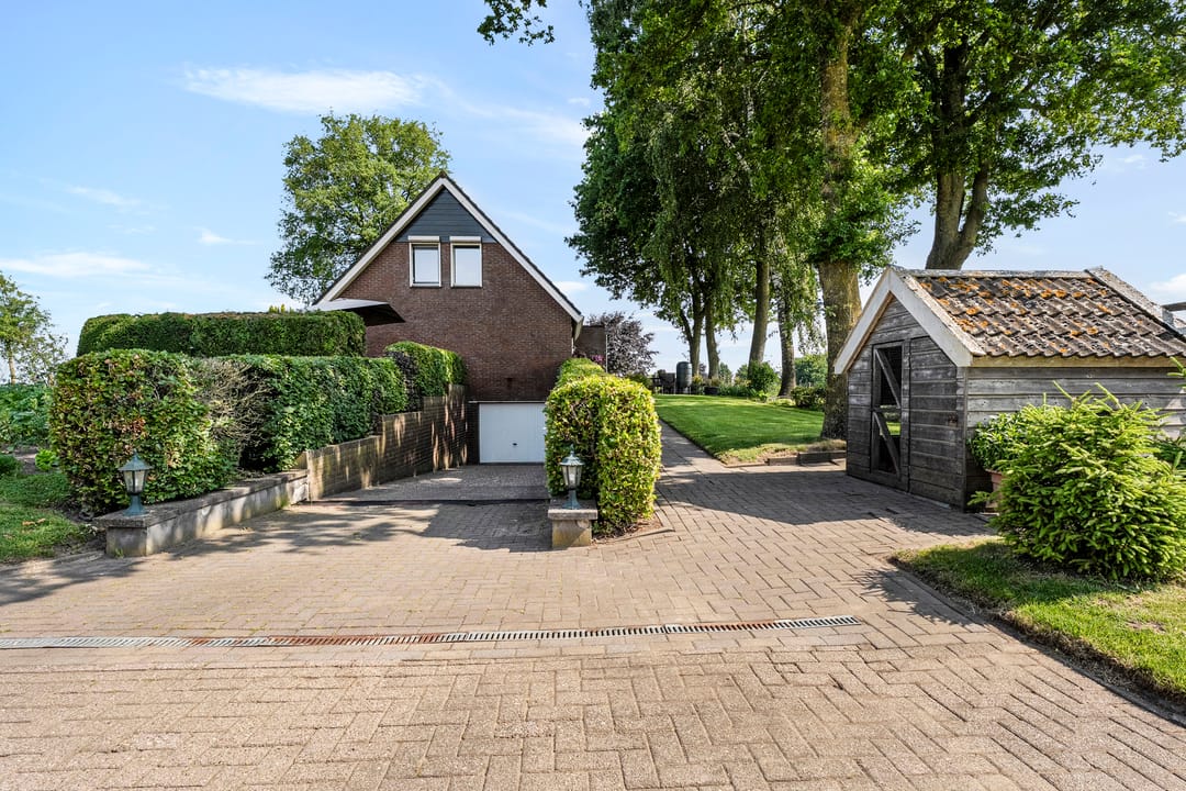 Photo 43 of Reuveldsweg 5-A