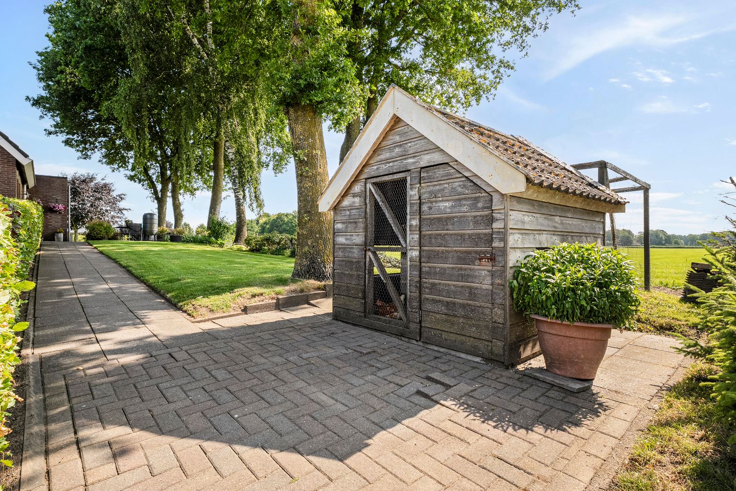 Photo 44 of Reuveldsweg 5-A