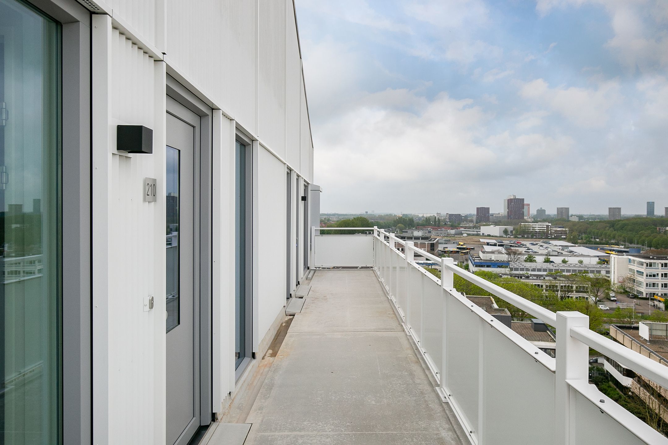 Foto 6 van Oranje Vrijbuiterskade 208