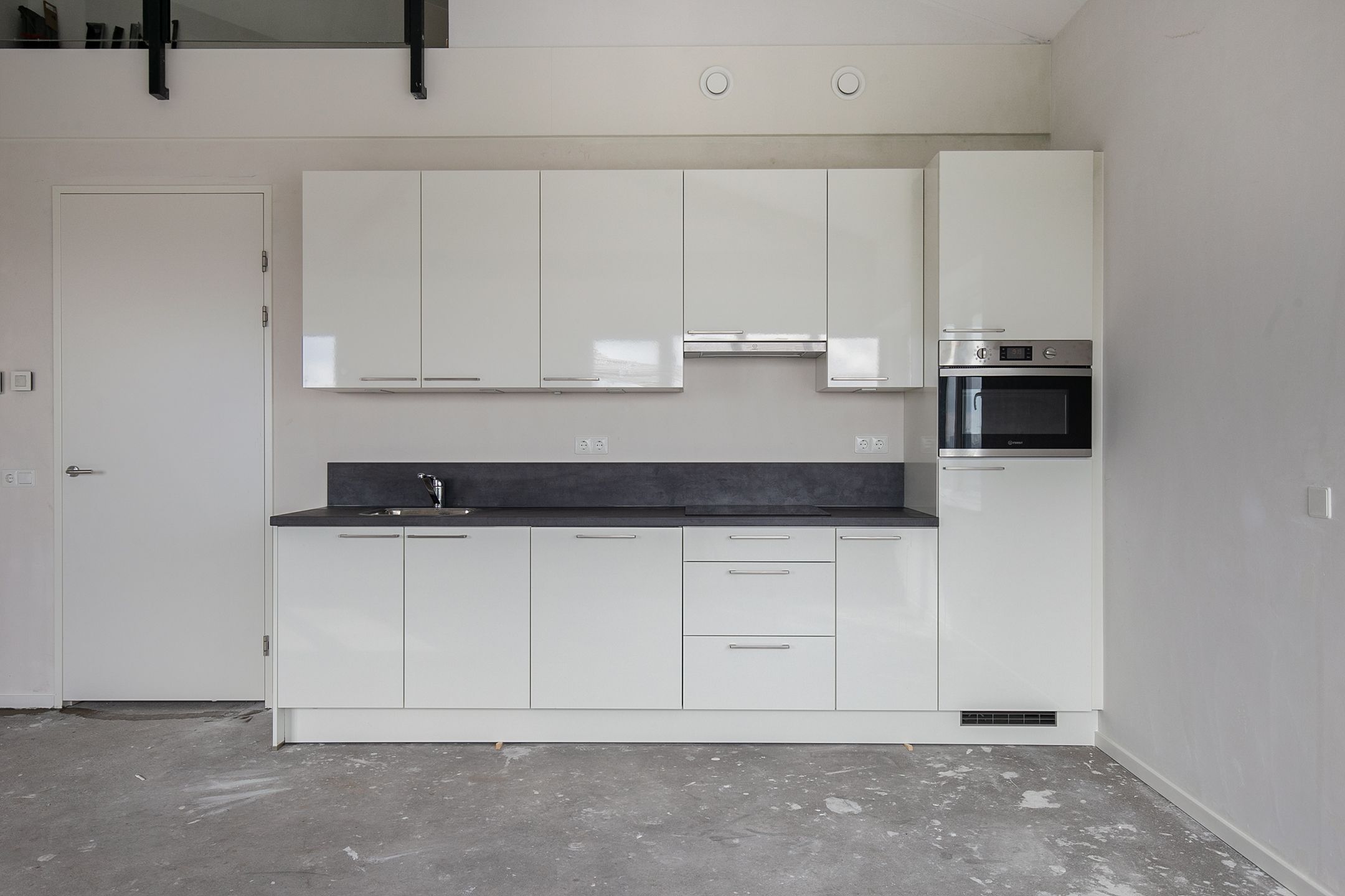 Photo 12 of Oranje Vrijbuiterskade 210