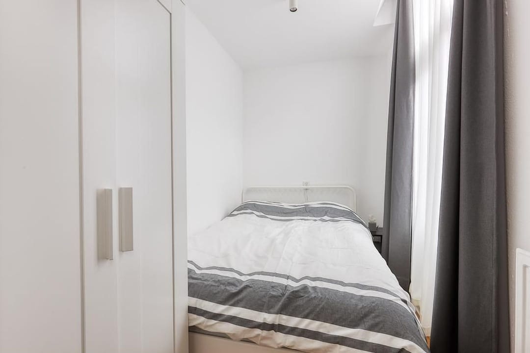 Charming First Floor Apartment in Archipelbuurt — 15