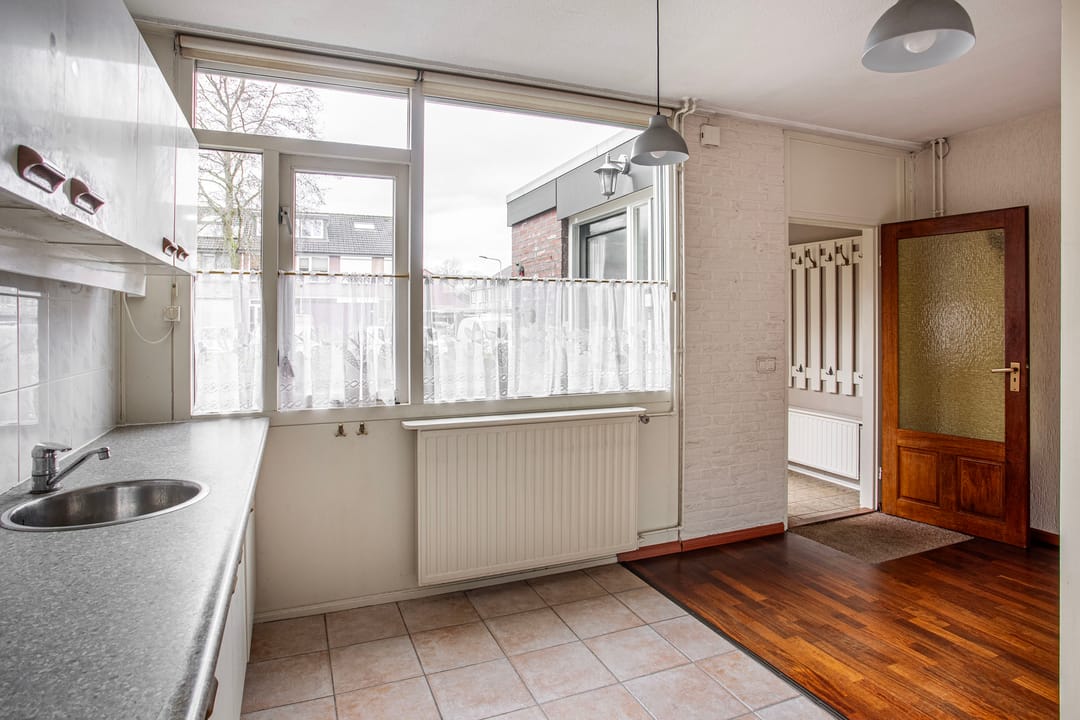 Foto 7 van Helmondstraat 66