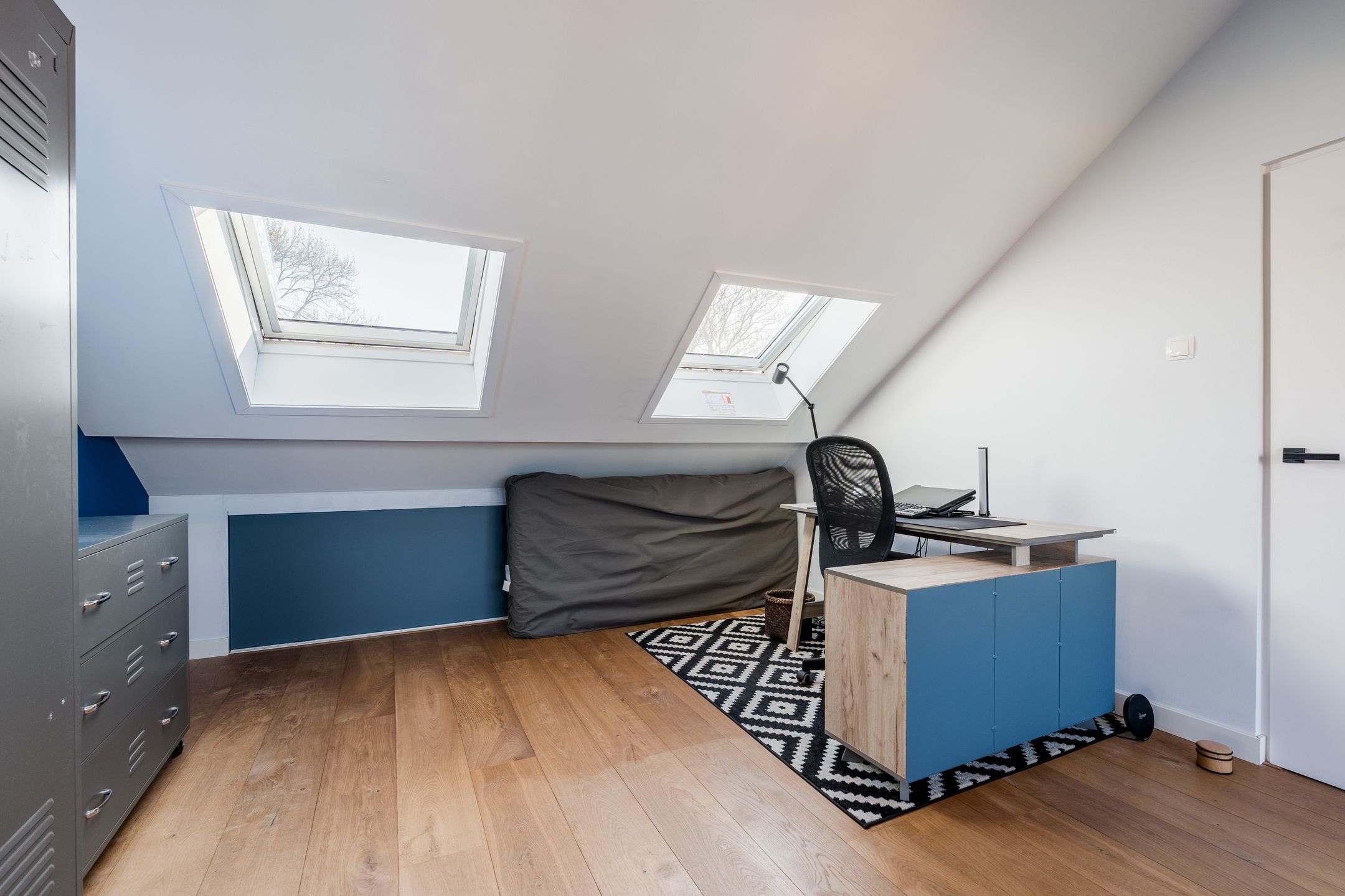 Spacious and Modernized Family Home with Five Bedrooms in Green Amstelveen — 30
