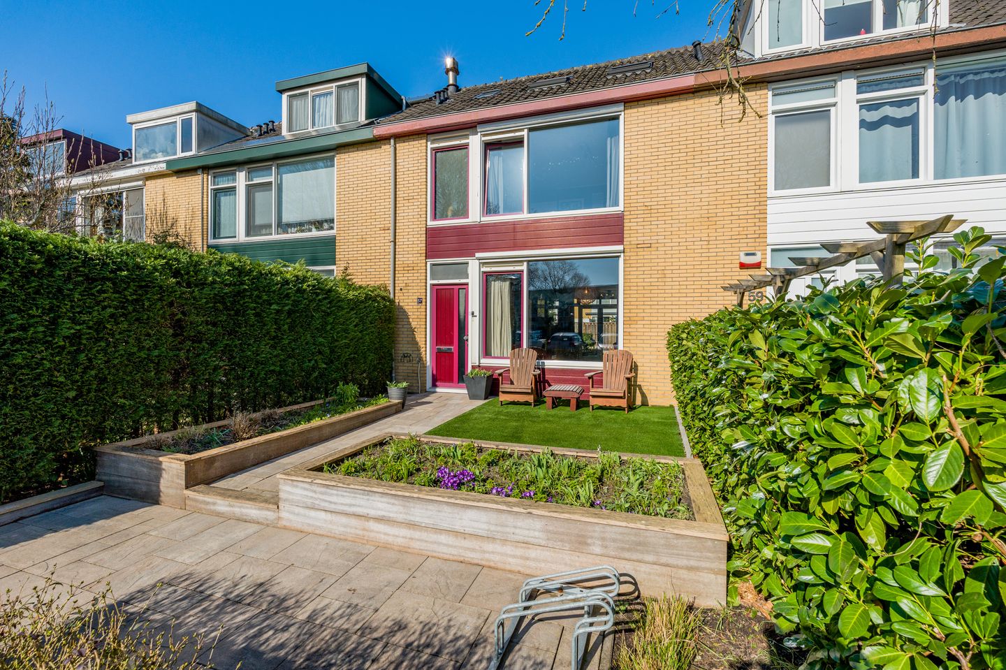 Spacious and Modernized Family Home with Five Bedrooms in Green Amstelveen — 40