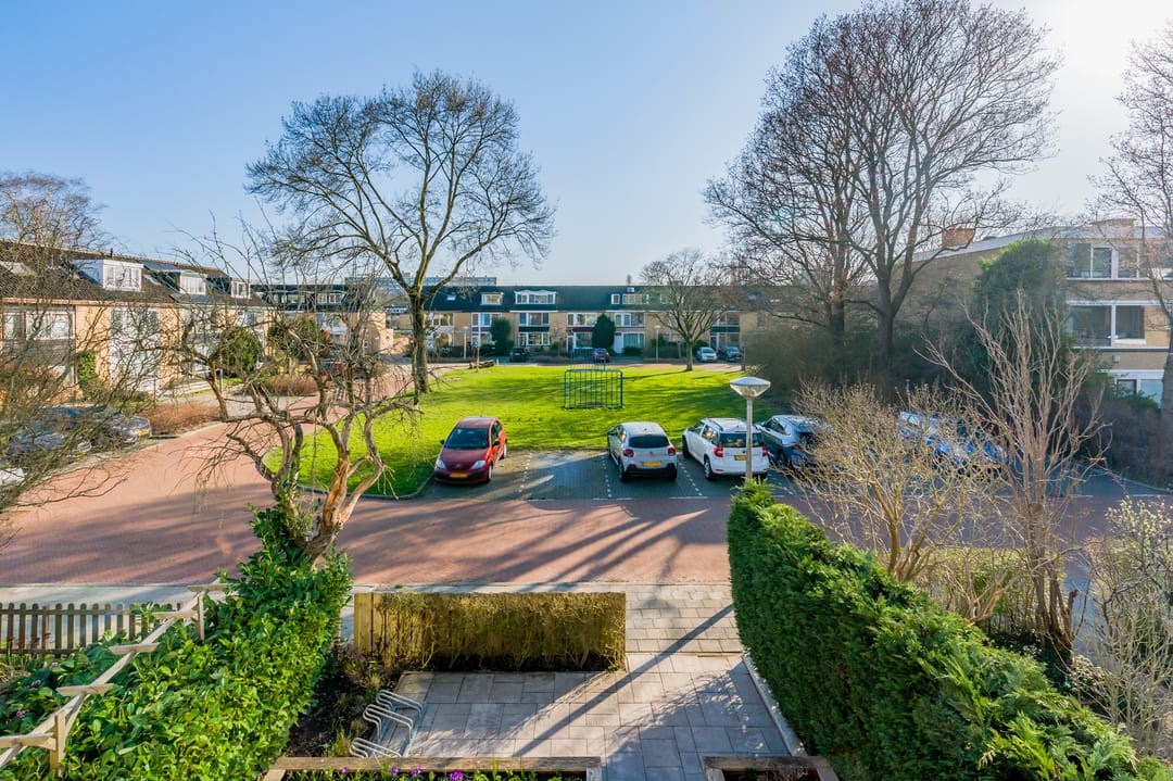 Spacious and Modernized Family Home with Five Bedrooms in Green Amstelveen — 43