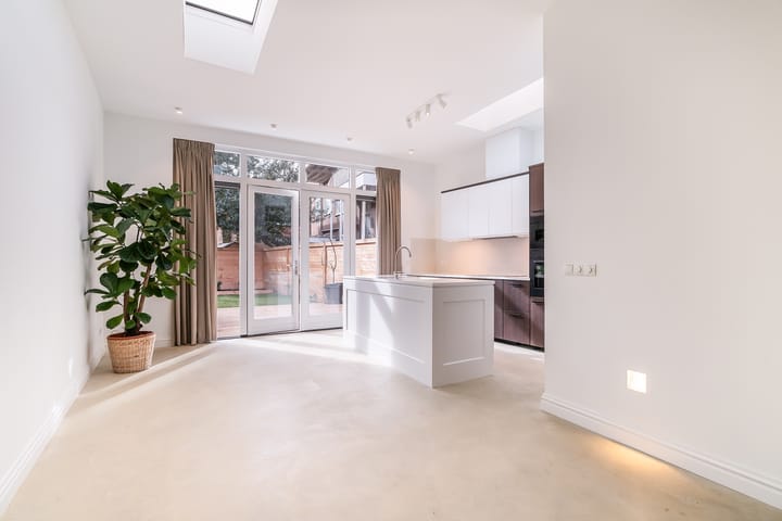 Photo 2 of Barentszstraat 62