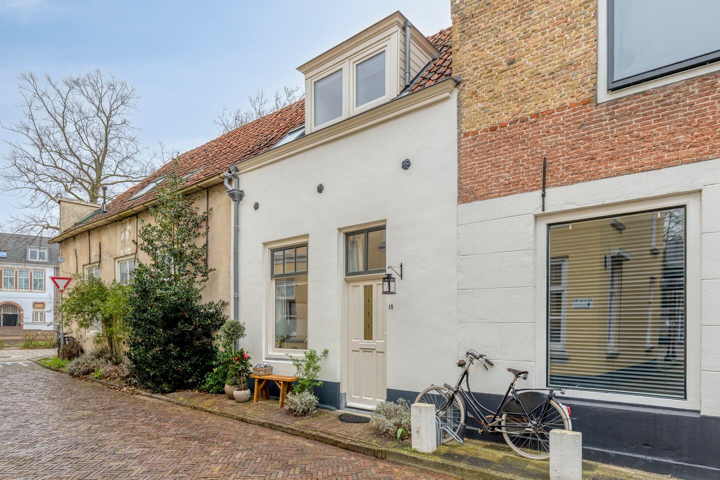 Foto 20 van Lambrechtstraat 18